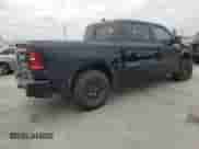 2025 Ram 1500 Rebel z VIN 1C6SRFLPXSN550944, wystawiony jako Copart lot #65262975 z przebiegiem 6 560 mil mil oraz Szkoda całkowita • Salvage title. Historia ofert i sprzedaży dostępna na DreamBid. Obrazek 3.