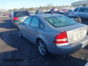 ✅ 2006 Volvo S40 2.5L Turbo • VIN: YV1MH682X62157500 • Lot: 41136421. Wystawiony na IAAI z przebiegiem Nie podano. Bezpłatny archiwum sprzedaży aukcyjnych z USA i szczegółowy raport historii pojazdu na DreamBid. Zdjęcie 3.