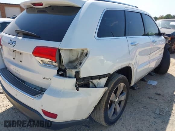 ✅ 2015 Jeep Grand Cherokee Limited • VIN: 1C4RJFBG8FC627568 • Lot: 43281521. Listed on IAAI with 177,613 mi. Free auction sales archive from the USA and detailed vehicle history report at DreamBid. Image 20.