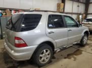 ✅ 2002 Mercedes-Benz M 320/430/500 • VIN: 4JGAB75E82A337813 • Lot: 42741485. Wystawiony na Copart z przebiegiem Nie podano. Bezpłatny archiwum sprzedaży aukcyjnych z USA i szczegółowy raport historii pojazdu na DreamBid. Zdjęcie 3.