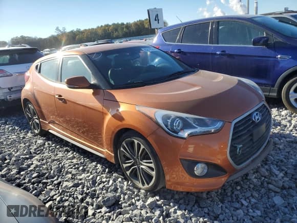 ✅ 2016 Hyundai Veloster Turbo • VIN: KMHTC6AE9GU284857 • Lot: 83818064. Wystawiony na Copart z przebiegiem 123 133 mil. Bezpłatny archiwum sprzedaży aukcyjnych z USA i szczegółowy raport historii pojazdu na DreamBid. Zdjęcie 4.