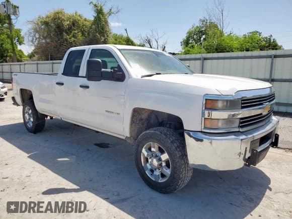 ✅ 2015 Chevrolet Silverado 3500HD Work Truck • VIN: 1GC2KYEG5FZ504068 • Lot: 64436355. Listed on Copart with 275,638 mi. Free auction sales archive from the USA and detailed vehicle history report at DreamBid. Image 4.
