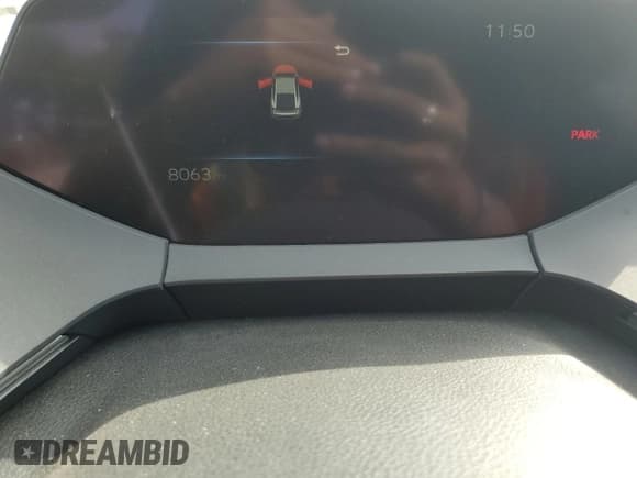 ✅ 2024 Toyota Prius Limited • VIN: JTDACAAU4R3039849 • Lot: 84818025. Listed on Copart with 8,063 mi. Free auction sales archive from the USA and detailed vehicle history report at DreamBid. Image 9.