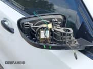 ✅ 2020 BMW 3 Series 330i xDrive • VIN: 3MW5R7J09L8B09941 • Lot: 43489431. Wystawiony na IAAI z przebiegiem 55 997 mil. Bezpłatny archiwum sprzedaży aukcyjnych z USA i szczegółowy raport historii pojazdu na DreamBid. Zdjęcie 18.