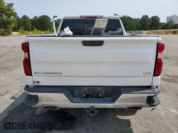 ✅ 2021 Chevrolet Silverado 1500 LTZ • VIN: 1GCUYGED3MZ324835 • Lot: 70483824. Wystawiony na Copart z przebiegiem 87 566 mil. Bezpłatny archiwum sprzedaży aukcyjnych z USA i szczegółowy raport historii pojazdu na DreamBid. Zdjęcie 6.