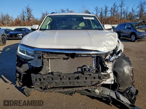 ✅ 2023 Volkswagen Atlas SE • VIN: 1V2KR2CA5PC532382 • Lot: 92642075. Wystawiony na Copart z przebiegiem 27 313 mil. Bezpłatny archiwum sprzedaży aukcyjnych z USA i szczegółowy raport historii pojazdu na DreamBid. Zdjęcie 5.