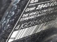 ✅ 2008 Mercedes-Benz R 3.5L • VIN: 4JGCB56E58A081330 • Lot: 43863664. Listed on IAAI with 320,172 mi. Free auction sales archive from the USA and detailed vehicle history report at DreamBid. Image 9.