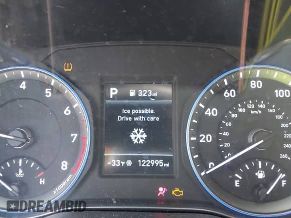 ✅ 2021 Hyundai Kona SE • VIN: KM8K12AA0MU639353 • Lot: 43053393. Wystawiony na IAAI z przebiegiem 122 995 mil mil. Skorzystaj z bezpłatnego archiwum sprzedaży aukcyjnych z USA i zobacz szczegółowy raport historii pojazdu na DreamBid. Zdjęcie 7.