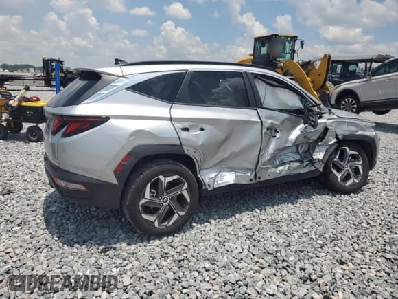 ✅ 2024 Hyundai Tucson SEL • VIN: 5NMJB3DE8RH426604 • Lot: 66409405. Listed on Copart with 11,827 mi. Free auction sales archive from the USA and detailed vehicle history report at DreamBid. Image 3.