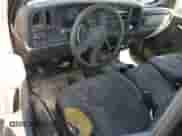 2006 Chevrolet Silverado 1500 LS с VIN 1GCEC19X66Z227782, выставлен на аукционе Copart как лот 70480664 с пробегом 263 395 миль миль и Списание • Salvage title. История ставок и продаж доступна на DreamBid. Изображение 8.