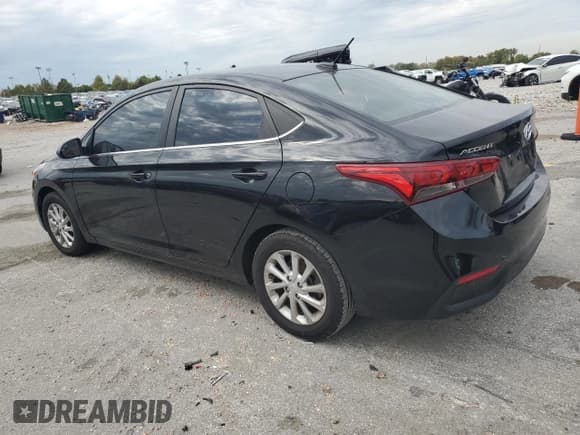 ✅ 2022 Hyundai Accent SEL • VIN: 3KPC24A6XNE163044 • Lot: 87311445. Wystawiony na Copart z przebiegiem 106 168 mil. Bezpłatny archiwum sprzedaży aukcyjnych z USA i szczegółowy raport historii pojazdu na DreamBid. Zdjęcie 2.