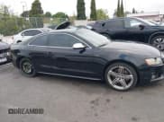 ✅ 2012 Audi S5 Premium Plus • VIN: WAUCVAFR9CA043502 • Lot: 42065059. Wystawiony na IAAI z przebiegiem Nie podano. Bezpłatny archiwum sprzedaży aukcyjnych z USA i szczegółowy raport historii pojazdu na DreamBid. Zdjęcie 13.