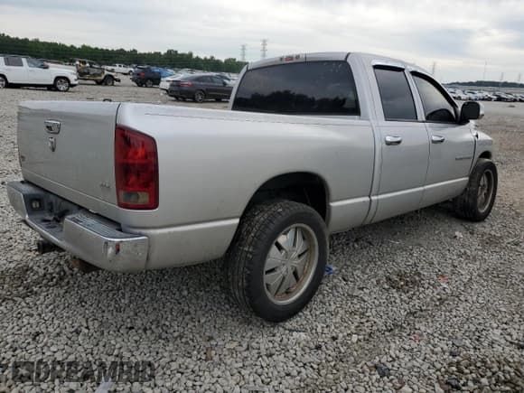 ✅ 2005 Dodge 1500 SLT • VIN: 1D7HA18N95J537737 • Лот: 59564124. Опубликован ранее на Copart с пробегом 276 041 миль. Бесплатный доступ к архиву аукционных продаж из США и подробный отчёт об истории автомобиля на DreamBid. Изображение 3.