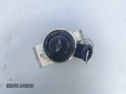 ✅ 2011 MINI Convertible • VIN: WMWZN3C57BT133094 • Lot: 41711094. Wystawiony na IAAI z przebiegiem 96 056 mil. Bezpłatny archiwum sprzedaży aukcyjnych z USA i szczegółowy raport historii pojazdu na DreamBid. Zdjęcie 11.