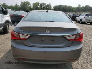 ✅ 2011 Hyundai Sonata GLS • VIN: 5NPEB4AC1BH028153 • Lot: 67413034. Listed on Copart with 119,829 mi. Free auction sales archive from the USA and detailed vehicle history report at DreamBid. Image 6.