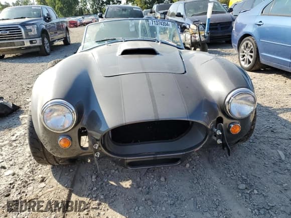 ✅ 2022 Ford Mustang • VIN: ME7700 • Lot: 71374354. Wystawiony na Copart z przebiegiem Nie podano. Bezpłatny archiwum sprzedaży aukcyjnych z USA i szczegółowy raport historii pojazdu na DreamBid. Zdjęcie 5.