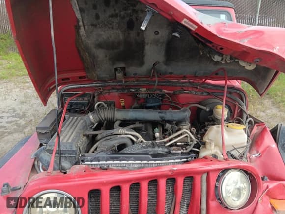 ✅ 2005 Jeep Wrangler Unlimited • VIN: 1J4FA44S15P312587 • Lot: 68176985. Listed on Copart with 186,612 mi. Free auction sales archive from the USA and detailed vehicle history report at DreamBid. Image 11.