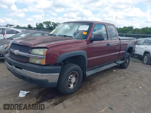 ✅ 2003 Chevrolet Silverado 2500HD LS • VIN: 1GCHC29183E114014 • Lot: 42917295. Listed on IAAI with 360,118 mi. Free auction sales archive from the USA and detailed vehicle history report at DreamBid. Image 2.