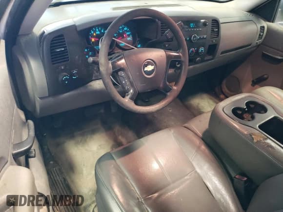 ✅ 2012 Chevrolet Silverado 1500 Work Truck • VIN: 1GCNCPE01CZ320474 • Lot: 69508444. Listed on Copart with 188,114 mi. Free auction sales archive from the USA and detailed vehicle history report at DreamBid. Image 8.