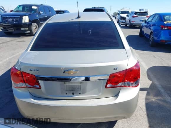 2014 Chevrolet Cruze 1LT с VIN 1G1PC5SB5E7346490, выставлен на аукционе IAAI как лот 43469826 с пробегом 128 975 миль миль и . История ставок и продаж доступна на DreamBid. Изображение 16.