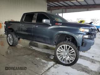 ✅ 2020 Chevrolet Silverado 1500 Custom Trail Boss • VIN: 3GCPYCEF6LG187704 • Lot: 53391024. Wystawiony na Copart z przebiegiem 118 701 mil. Bezpłatny archiwum sprzedaży aukcyjnych z USA i szczegółowy raport historii pojazdu na DreamBid. Zdjęcie 4.