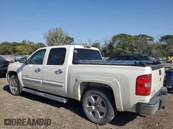 ✅ 2009 Chevrolet Silverado 1500 LTZ • VIN: 3GCEK33319G262612 • Lot: 73484614. Listed on Copart with 209,311 mi. Free auction sales archive from the USA and detailed vehicle history report at DreamBid. Image 2.