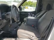 ✅ 2020 Nissan NV Cargo SV • VIN: 1N6BF0LY3LN806086 • Lot: 61250775. Wystawiony na Copart z przebiegiem Nie podano. Bezpłatny archiwum sprzedaży aukcyjnych z USA i szczegółowy raport historii pojazdu na DreamBid. Zdjęcie 7.