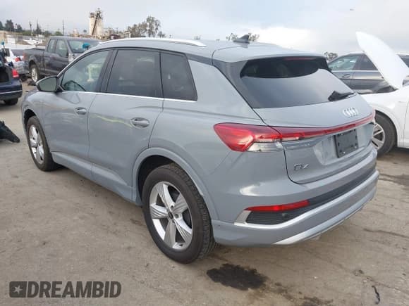 ✅ 2023 Audi Q4 e-tron Prestige • VIN: WA1M2BFZ0PP039552 • Лот: 41765914. Опубликован ранее на IAAI с пробегом 23 149 миль. Бесплатный доступ к архиву аукционных продаж из США и подробный отчёт об истории автомобиля на DreamBid. Изображение 3.