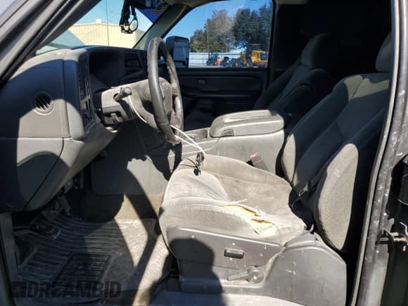 ✅ 2004 Chevrolet Silverado 1500 Z71 • VIN: 2GCEK19T841219382 • Лот: 84724515. Опубликован ранее на Copart с пробегом 274 836 миль. Бесплатный доступ к архиву аукционных продаж из США и подробный отчёт об истории автомобиля на DreamBid. Изображение 7.