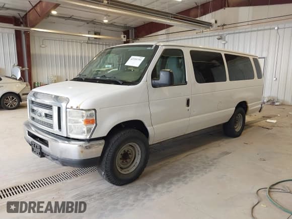 ✅ 2010 Ford Econoline Passenger XL • VIN: 1FBSS3BL2ADA68410 • Lot: 42359755. Listed on IAAI with 233,955 mi. Free auction sales archive from the USA and detailed vehicle history report at DreamBid. Image 2.