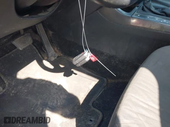 ✅ 2013 Kia Optima EX • VIN: KNAGM4AD6D5053044 • Lot: 42987451. Wystawiony na IAAI z przebiegiem 152 318 mil. Bezpłatny archiwum sprzedaży aukcyjnych z USA i szczegółowy raport historii pojazdu na DreamBid. Zdjęcie 11.