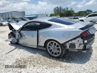 ✅ 2024 Ford Mustang GT • VIN: 1FA6P8CF2R5407778 • Лот: 56827084. Опубликован ранее на Copart с пробегом 7 773 миль. Бесплатный доступ к архиву аукционных продаж из США и подробный отчёт об истории автомобиля на DreamBid. Изображение 2.