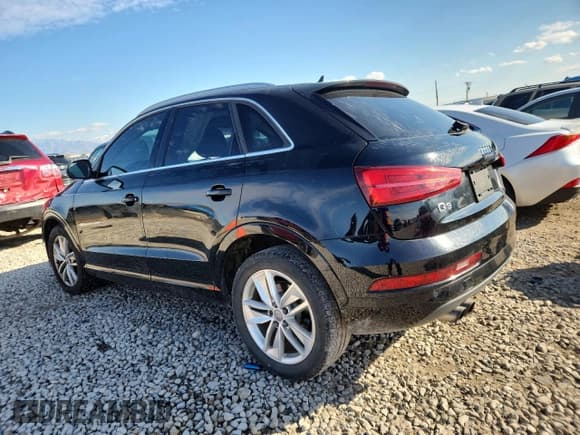 ✅ 2016 Audi Q3 Premium Plus • VIN: WA1BFCFS2GR004648 • Lot: 86668625. Wystawiony na Copart z przebiegiem Nie podano. Bezpłatny archiwum sprzedaży aukcyjnych z USA i szczegółowy raport historii pojazdu na DreamBid. Zdjęcie 2.