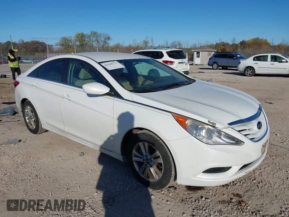 ✅ 2011 Hyundai Sonata GLS • VIN: 5NPEB4AC4BH065973 • Лот: 43568773. Опубликован ранее на IAAI с пробегом 253 353 миль. Бесплатный доступ к архиву аукционных продаж из США и подробный отчёт об истории автомобиля на DreamBid. Изображение 1.