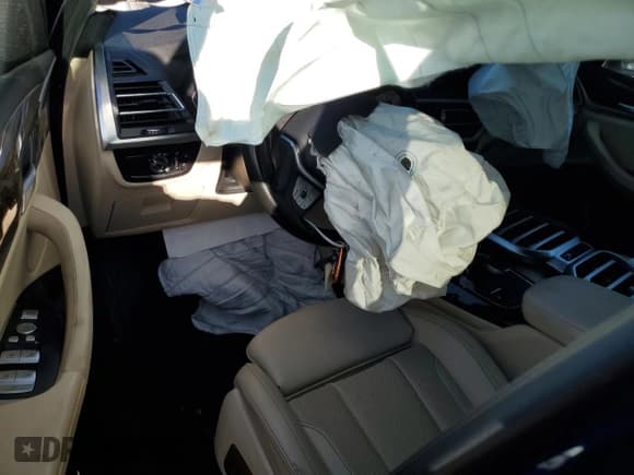 ✅ 2022 BMW X3 xDrive30i • VIN: 5UX53DP03N9K84624 • Lot: 84047545. Wystawiony na Copart z przebiegiem Nie podano. Bezpłatny archiwum sprzedaży aukcyjnych z USA i szczegółowy raport historii pojazdu na DreamBid. Zdjęcie 8.