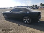 ✅ 2015 Dodge Challenger R/T • VIN: 2C3CDZAT5FH715282 • Lot: 50909344. Wystawiony na Copart z przebiegiem 79 555 mil. Bezpłatny archiwum sprzedaży aukcyjnych z USA i szczegółowy raport historii pojazdu na DreamBid. Zdjęcie 2.