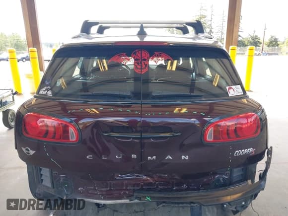 ✅ 2017 MINI Clubman Cooper S • VIN: WMWLU5C57H2E81953 • Lot: 42153312. Wystawiony na IAAI z przebiegiem 96 718 mil. Bezpłatny archiwum sprzedaży aukcyjnych z USA i szczegółowy raport historii pojazdu na DreamBid. Zdjęcie 17.