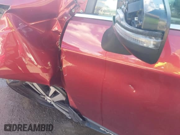 ✅ 2019 Subaru Outback Limited • VIN: 4S4BSANC8K3314570 • Lot: 43480664. Wystawiony na IAAI z przebiegiem 103 398 mil. Bezpłatny archiwum sprzedaży aukcyjnych z USA i szczegółowy raport historii pojazdu na DreamBid. Zdjęcie 19.