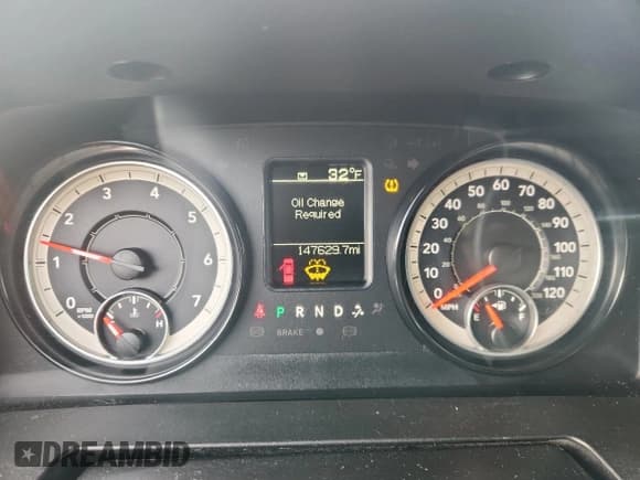 ✅ 2018 Ram 1500 Tradesman • VIN: 1C6RR7FG3JS237640 • Lot: 90816145. Wystawiony na Copart z przebiegiem 147 629 mil. Bezpłatny archiwum sprzedaży aukcyjnych z USA i szczegółowy raport historii pojazdu na DreamBid. Zdjęcie 9.