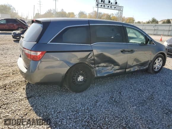 ✅ 2012 Honda Odyssey LX • VIN: 5FNRL5H21CB056505 • Lot: 89878425. Wystawiony na Copart z przebiegiem 214 651 mil. Bezpłatny archiwum sprzedaży aukcyjnych z USA i szczegółowy raport historii pojazdu na DreamBid. Zdjęcie 3.