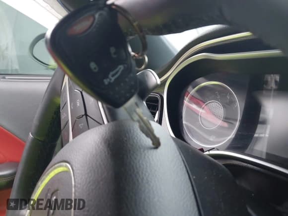 ✅ 2015 Dodge Challenger R/T Plus • VIN: 2C3CDZBT9FH775659 • Лот: 43365112. Опубликован ранее на IAAI с пробегом 154 355 миль. Бесплатный доступ к архиву аукционных продаж из США и подробный отчёт об истории автомобиля на DreamBid. Изображение 11.