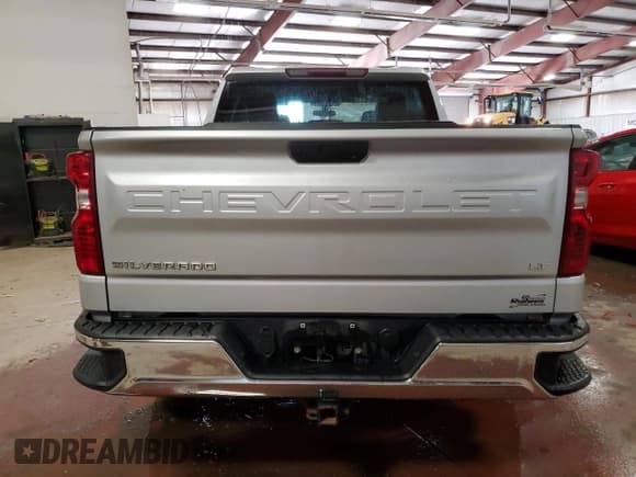 ✅ 2019 Chevrolet Silverado 1500 LT • VIN: 1GCUYDED1KZ112544 • Lot: 66919694. Wystawiony na Copart z przebiegiem 103 193 mil. Bezpłatny archiwum sprzedaży aukcyjnych z USA i szczegółowy raport historii pojazdu na DreamBid. Zdjęcie 6.