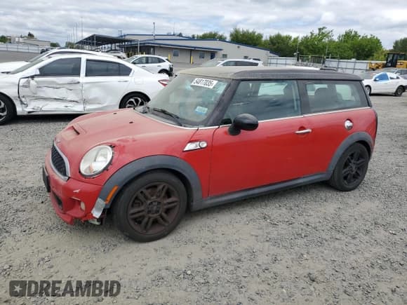✅ 2013 MINI Clubman S • VIN: WMWZG3C57DT576102 • Lot: 54817035. Wystawiony na Copart z przebiegiem 146 742 mil. Bezpłatny archiwum sprzedaży aukcyjnych z USA i szczegółowy raport historii pojazdu na DreamBid. Zdjęcie 1.