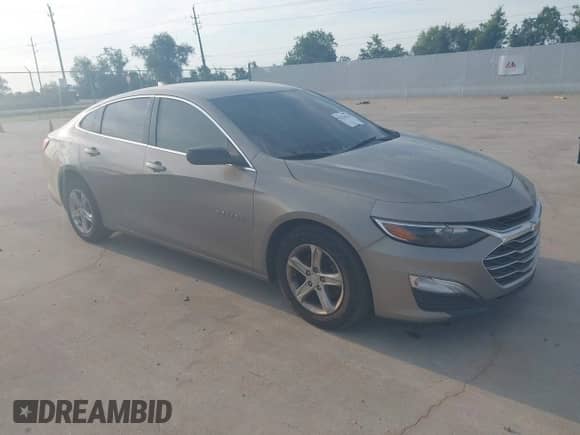 2022 Chevrolet Malibu LS с VIN 1G1ZB5ST7NF215247, выставлен на аукционе IAAI как лот 43224426 с пробегом 108 486 миль миль и . История ставок и продаж доступна на DreamBid. Изображение 1.