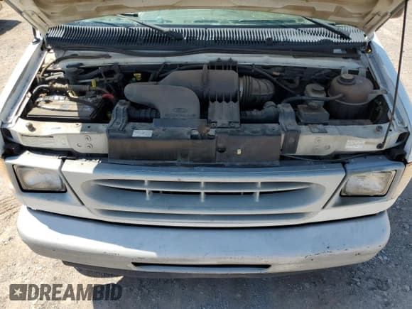 ✅ 2002 Ford Econoline Passenger XL • VIN: 1FBSS31L02HB56870 • Lot: 59566015. Listed on Copart with 257,785 mi. Free auction sales archive from the USA and detailed vehicle history report at DreamBid. Image 12.