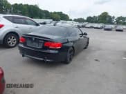 ✅ 2009 BMW 3 Series 335i • VIN: WBAWB73519P045681 • Lot: 43113394. Wystawiony na IAAI z przebiegiem 176 061 mil. Bezpłatny archiwum sprzedaży aukcyjnych z USA i szczegółowy raport historii pojazdu na DreamBid. Zdjęcie 4.