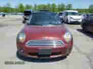 2007 MINI Hardtop with VIN WMWMF33507TT57421, listed as a Copart auction lot 56235885 with 83,085 mi miles and Clean title. Bid and sale history available at DreamBid. Image 5.