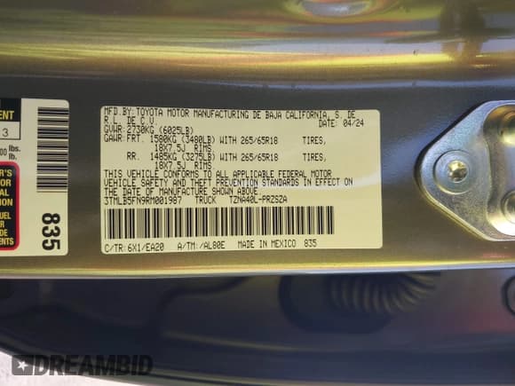 ✅ 2024 Toyota Tacoma SR5 • VIN: 3TMLB5FN9RM001987 • Lot: 42819524. Wystawiony na IAAI z przebiegiem 18 659 mil. Bezpłatny archiwum sprzedaży aukcyjnych z USA i szczegółowy raport historii pojazdu na DreamBid. Zdjęcie 9.