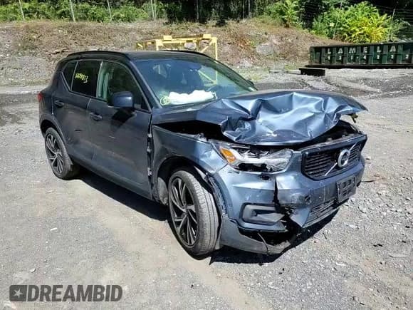 ✅ 2022 Volvo XC40 R-Design • VIN: YV4162UM6N2646308 • Lot: 61698813. Listed on Copart with 25,753 mi. Free auction sales archive from the USA and detailed vehicle history report at DreamBid. Image 10.