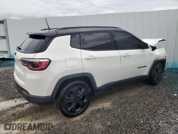 ✅ 2019 Jeep Compass Altitude • VIN: 3C4NJCBB0KT820121 • Lot: 69130805. Listed on Copart with 99,999 mi. Free auction sales archive from the USA and detailed vehicle history report at DreamBid. Image 3.